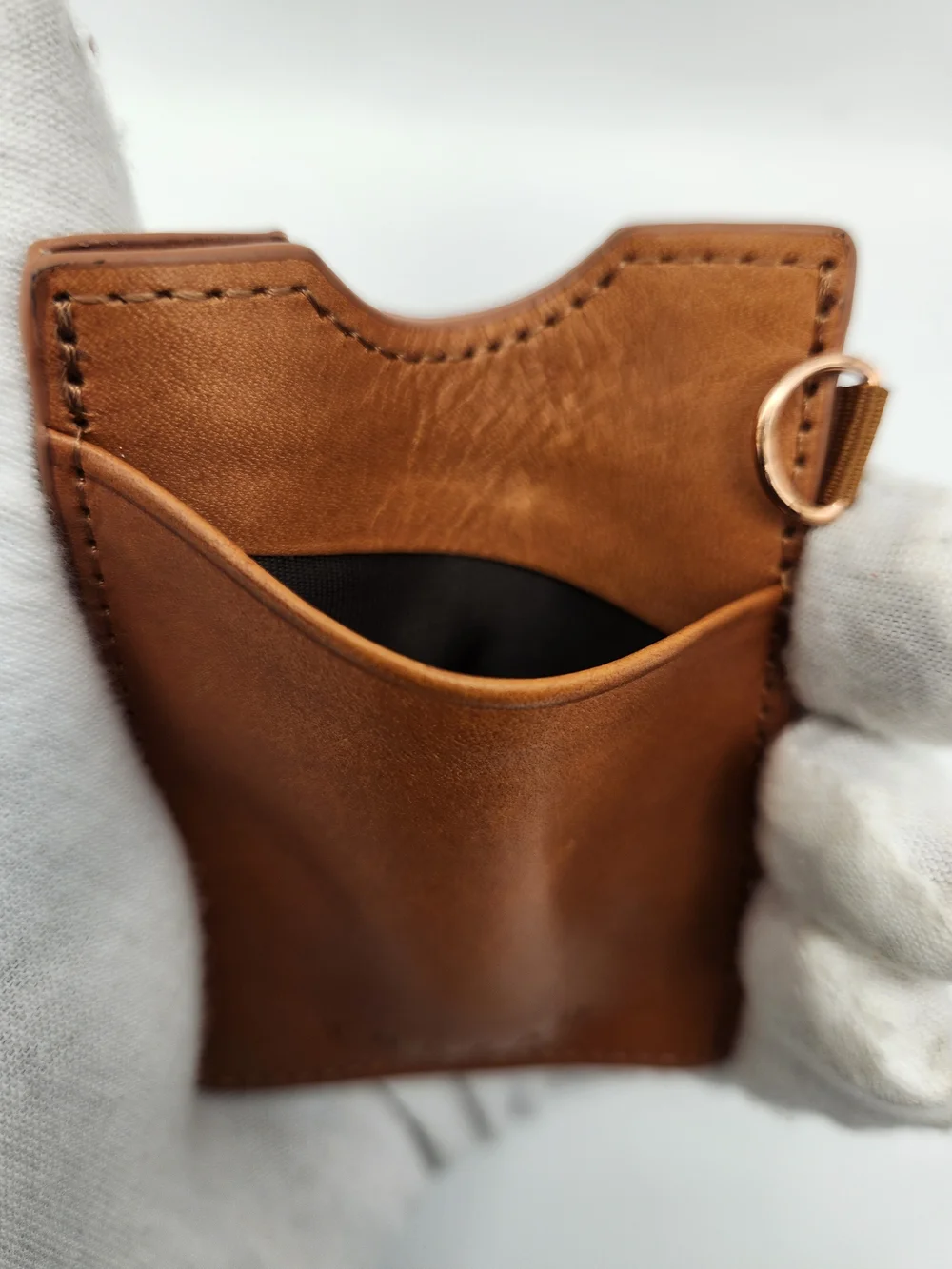 THREAD Brown Leather Card Sleeve